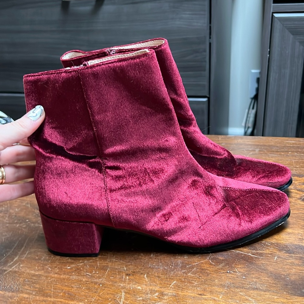 Chinese laundry burgundy boots